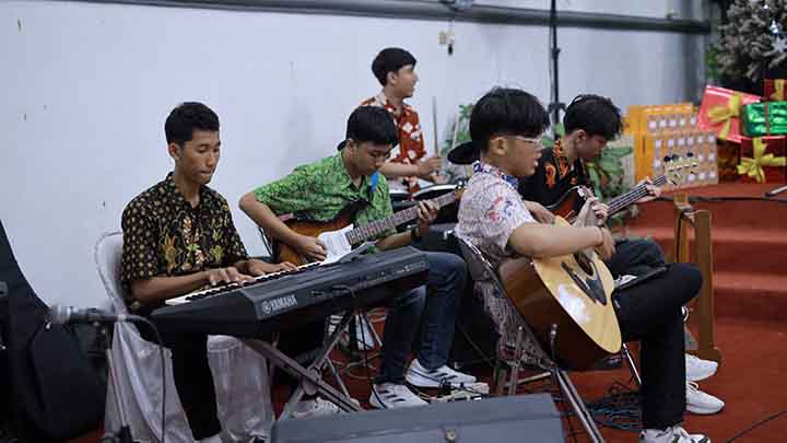 gallery warta, Perayaan Natal Keluarga Besar GKJ Baki 2024 , gereja kristen jawa, gkj, gkj baki, gereja kristen jawa baki, baki, sukoharjo, gkj klasis sukoharjo, klasis sukoharjo, klasis, sinode gkj, sinode 